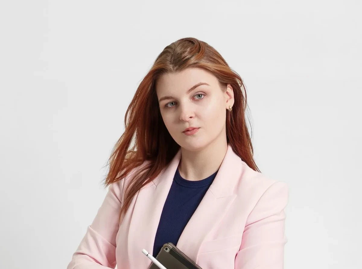 Eliza Popelinova